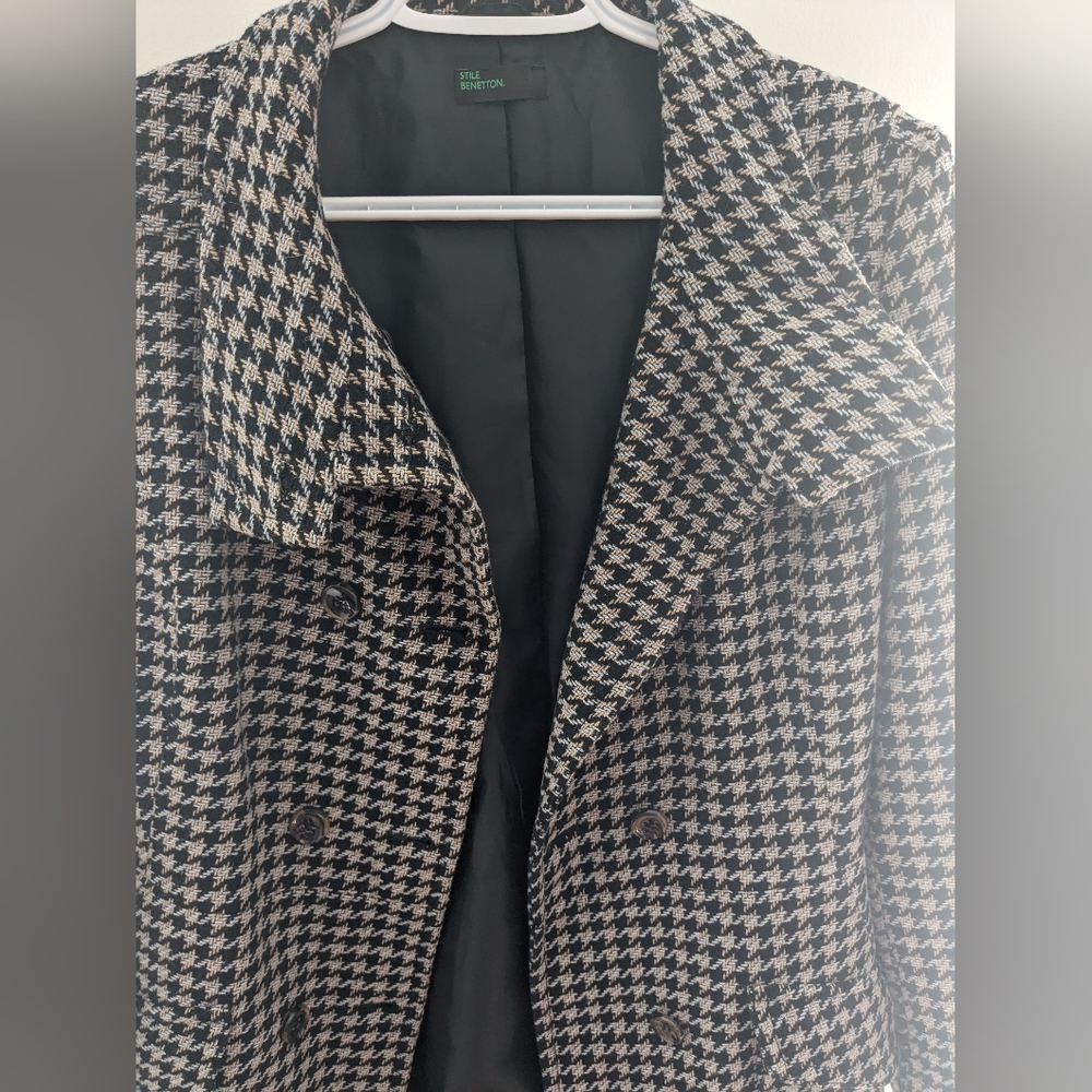 Vintage Wool Coat Houndstooth Pattern Black Tan and Gray Size US 8 by Benetton‎